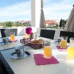 Natura With Private Pool Apartamento *