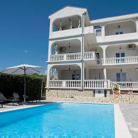 Daire Natura With Private Pool *