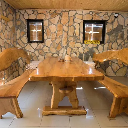 Natura With Private Pool Ζαντάρ