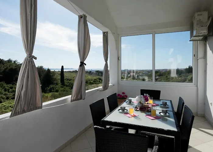 Natura With Private Pool Zadar