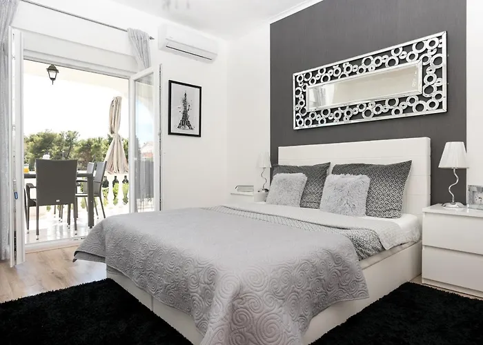 Natura With Private Pool *