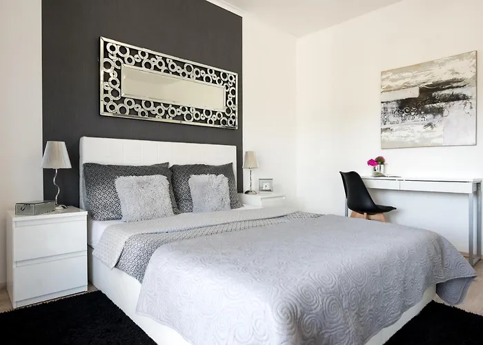 Appartement Natura With Private Pool *