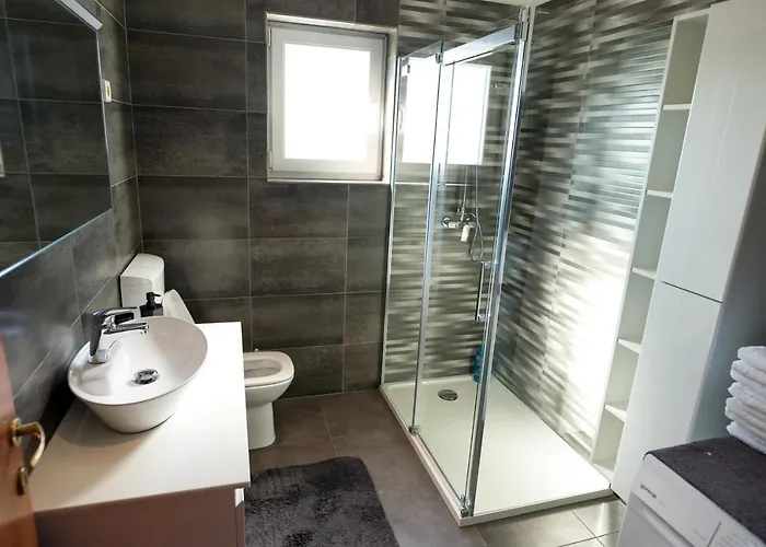 Natura With Private Pool Zadar